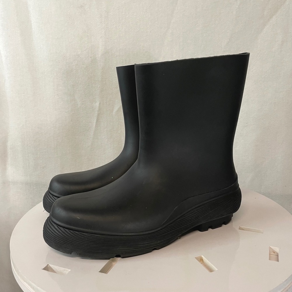 ZARA Black Platform Rain Boots  Women Sz 37 Chunky Lug Sole Waterproof‎ Pull On
